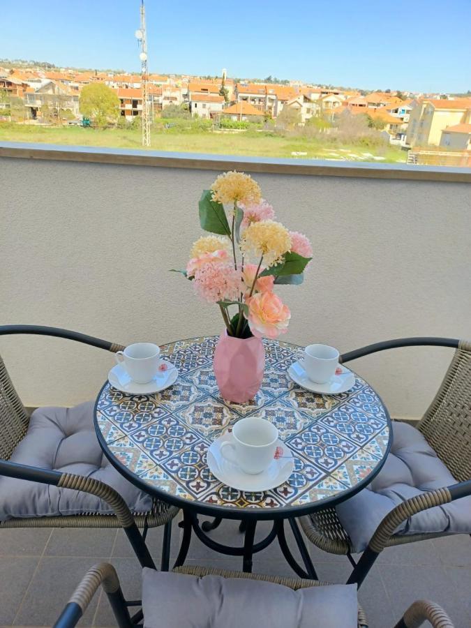 Lovely - With Parking And Balcony Apartment Zadar